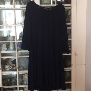 Navy loose fitting dress.